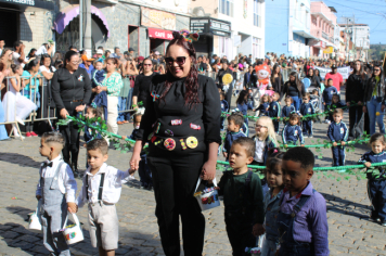 Foto - Desfile Cívico 2025 –  Maria da Fé 113 Anos