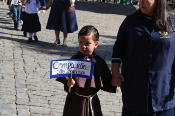 Foto - Desfile Cívico 2025 –  Maria da Fé 113 Anos