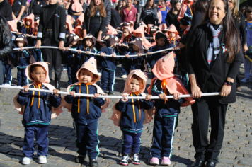 Foto - Desfile Cívico 2025 –  Maria da Fé 113 Anos