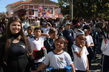 Foto - Desfile Cívico 2025 –  Maria da Fé 113 Anos