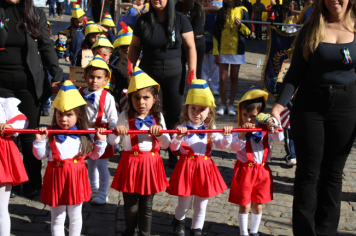 Foto - Desfile Cívico 2025 –  Maria da Fé 113 Anos