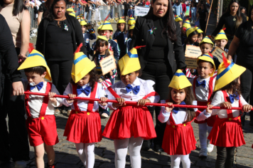 Foto - Desfile Cívico 2025 –  Maria da Fé 113 Anos