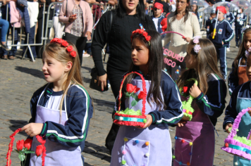 Foto - Desfile Cívico 2025 –  Maria da Fé 113 Anos