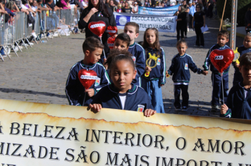 Foto - Desfile Cívico 2025 –  Maria da Fé 113 Anos