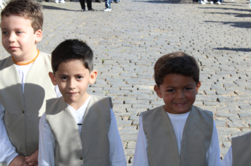Foto - Desfile Cívico 2025 –  Maria da Fé 113 Anos