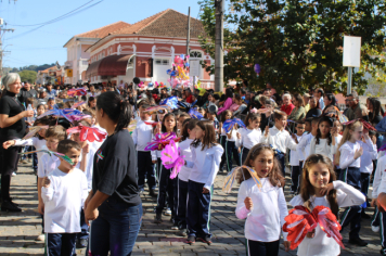 Foto - Desfile Cívico 2025 –  Maria da Fé 113 Anos