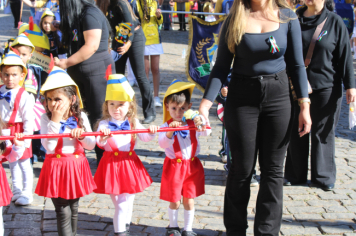 Foto - Desfile Cívico 2025 –  Maria da Fé 113 Anos