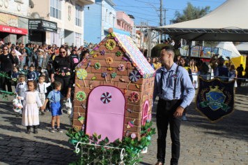 Foto - Desfile Cívico 2025 –  Maria da Fé 113 Anos