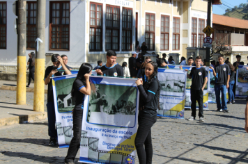 Foto - Desfile Cívico 2025 –  Maria da Fé 113 Anos