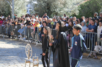 Foto - Desfile Cívico 2025 –  Maria da Fé 113 Anos