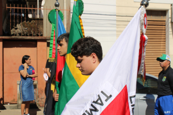 Foto - Desfile Cívico 2025 –  Maria da Fé 113 Anos