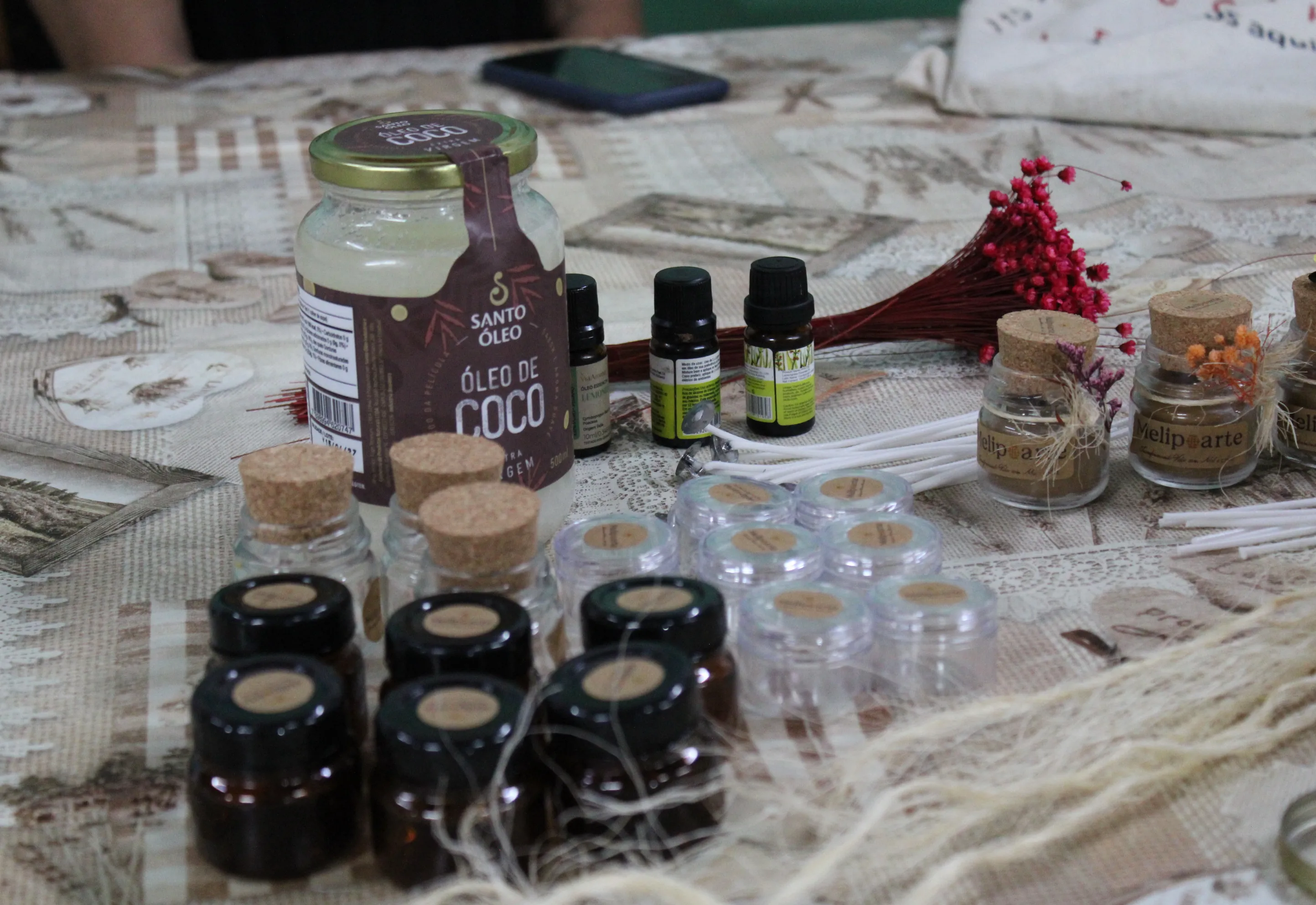 Maria da Fé recebe oficina do projeto Melipoarte com foco em sustentabilidade e valorização cultural